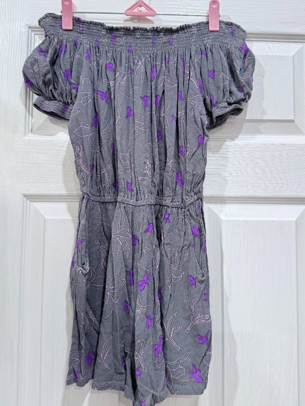 Fighting Eel Sig Zane romper sz S